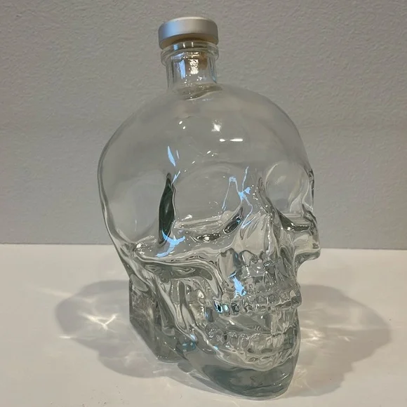 Crystal Head Bottle - Picture 1 of 4